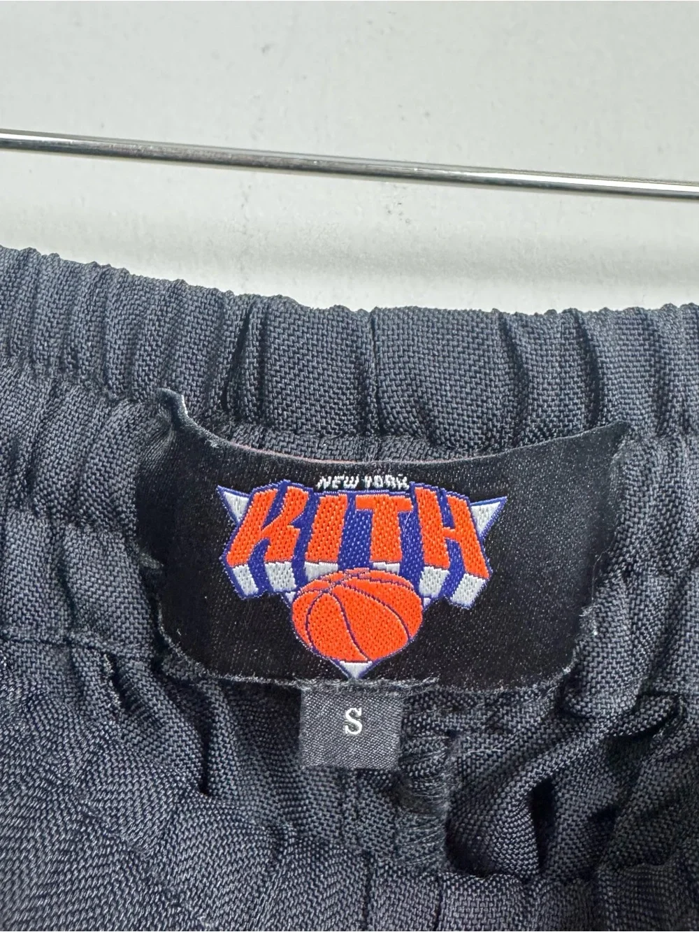 KITH X NEW YORK KNICKS | Side Stripe Track Pants Elastic Waist Men’s Size Small